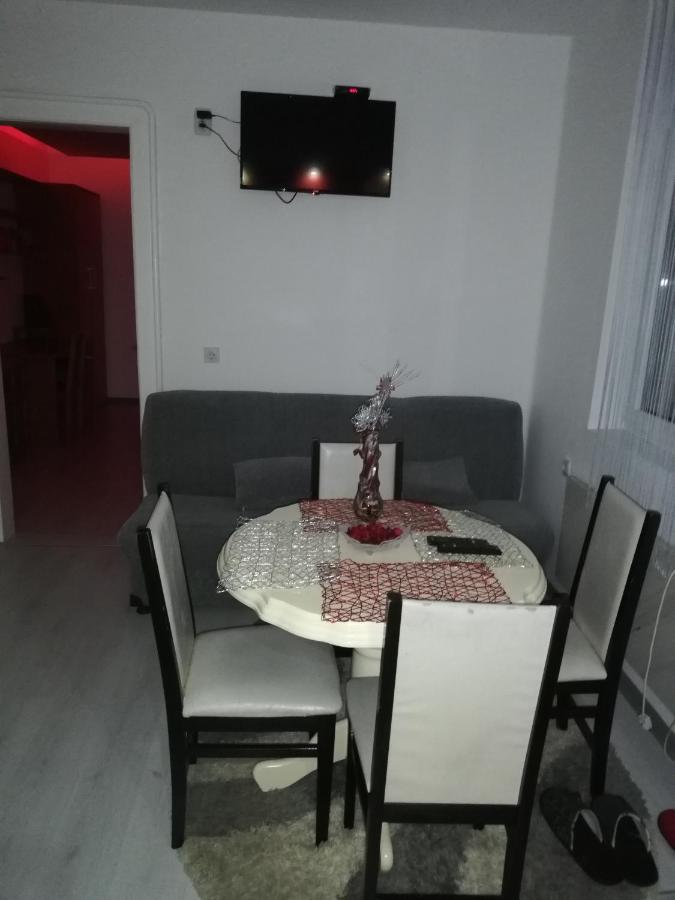 Andrina Sweet Home Nis Luaran gambar