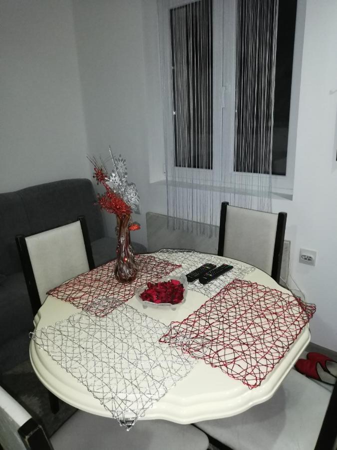 Andrina Sweet Home Nis Luaran gambar