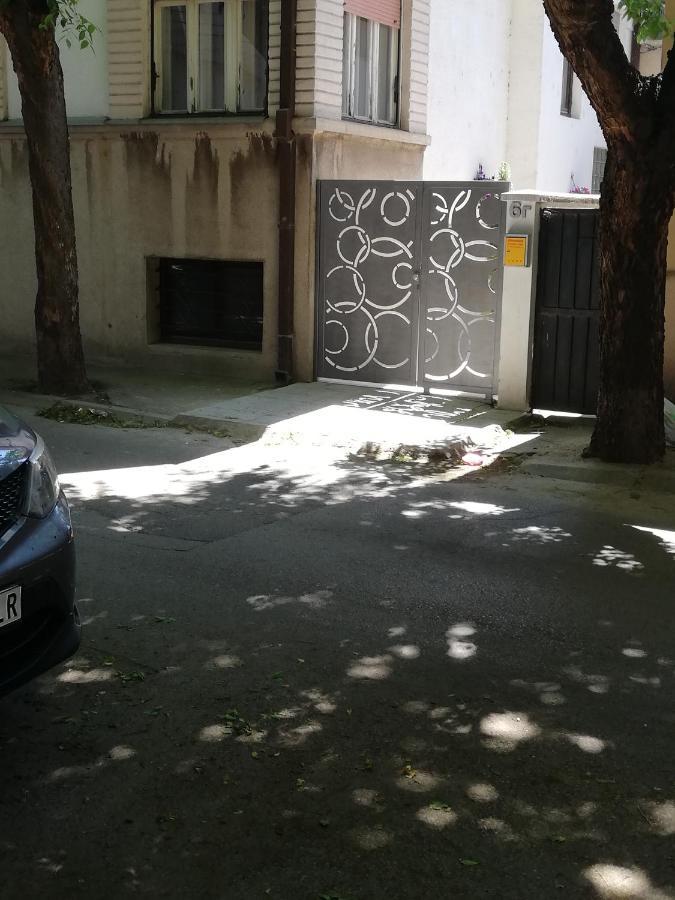 Andrina Sweet Home Nis Luaran gambar
