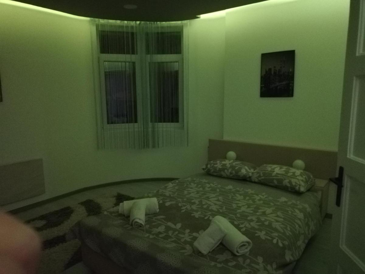 Andrina Sweet Home Nis Luaran gambar